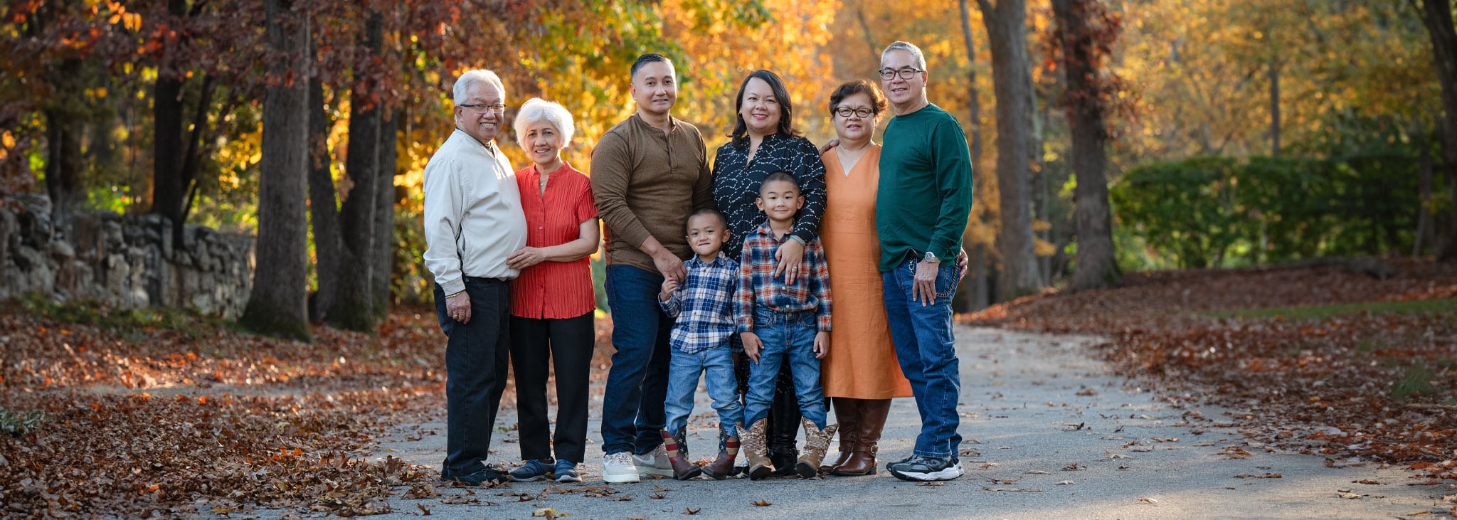 Large Group Family Photos with Grandparents